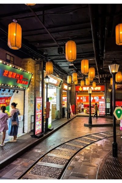 1192 Lane Old Shanghai Style Street-Food Guide-Shanghai Popular Food Street in Shanghai: 1192 Lane Old Shanghai Style Street.