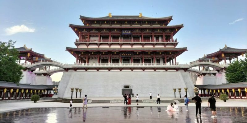 Building-Datang Furong Garden-Xi’an Main Building Ziyun Tower at Tang Paradise, Xi'an