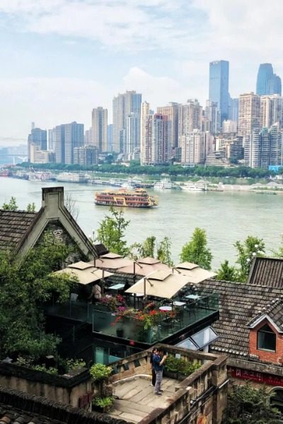 Longmenhao Old Street 3-Old Street-Chongqing Next to Longmenhao Old Street in Chongqing is the river.