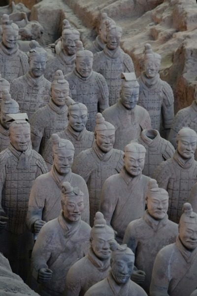 No.1 Pit-Terracotta Warriors-Xi’an The warrior figures in Pit 1 are incredibly lifelike.