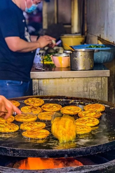 Pancake with Scallion Oil-Food Guide-Shanghai Authentic Shanghai Cuisine: Pancake with Scallion Oil.