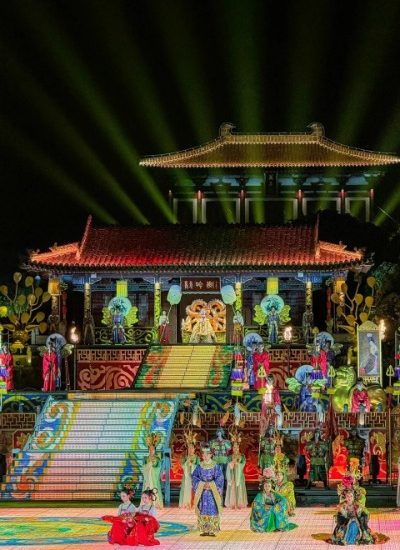 Show 8-Everlasting Regret-Xi’an The stage for "The Song of Everlasting Regret" in Xi'an is very luxurious.