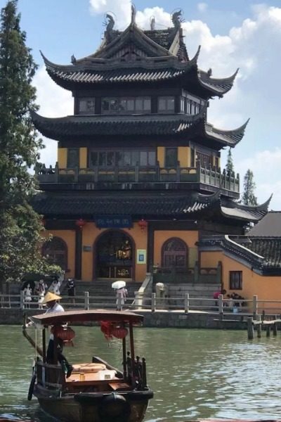 Temple-Zhujiajiao-Shanghai Yuanjin Zen Temple in Zhujiajiao Ancient Town, Shanghai.
