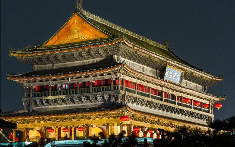 View-Drum Tower-Xi’an The Xi'an Drum Tower illuminated at night.