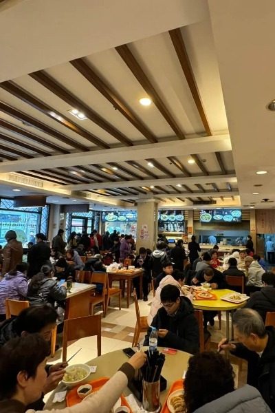 Xiao Shaoxing Restaurant-Food Guide-Shanghai Authentic Shanghai Cuisine: Xiao Shaoxing Grand Hotel (Yunnan South Road Branch) - A Time-Honored Brand.